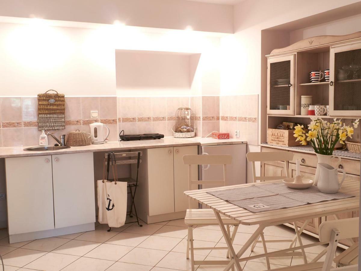 Marine Apartment